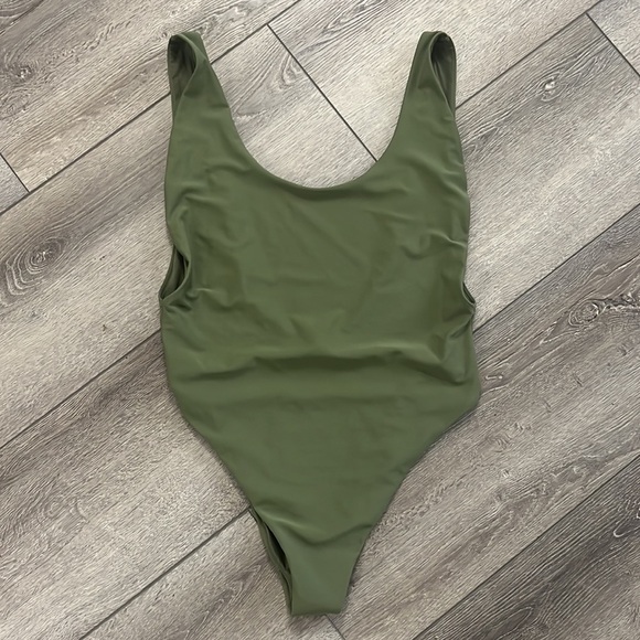 AERIE swimsuit one piece green maillot de bain large - Picture 2 of 4